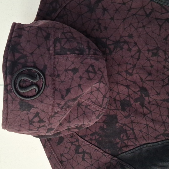 LULULEMON - Picture 4 of 6